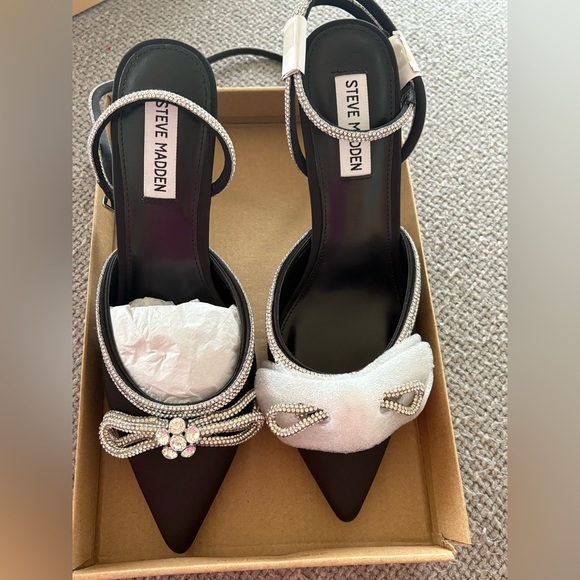 Steve Madden Viable Black Rhinestone Bow Heels – Size 9, Brand New with Box - Picture 7 of 16